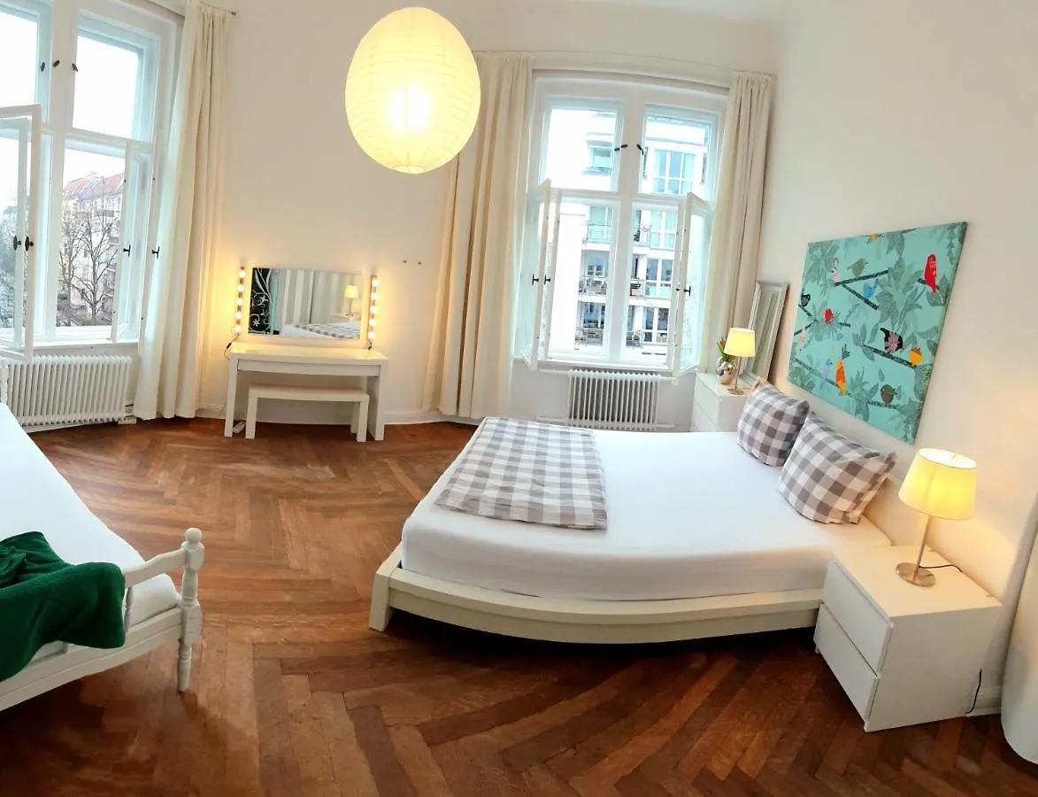 Apartment 3 Large Rooms With 2 Separate Bedbrooms Close To City Centre Near Kudamm And Kadewe Berlin Germany